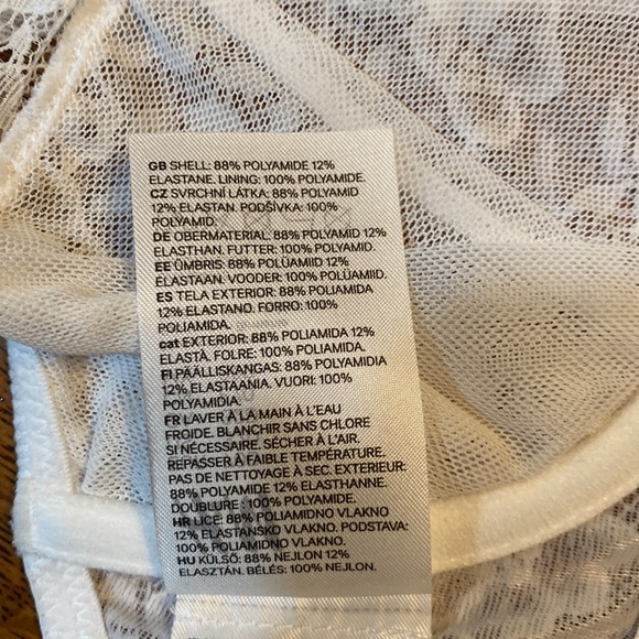 NWT 32D H&M White Soft Lace Bra Unlined, Underwire, Adjustable Straps - Picture 11 of 12
